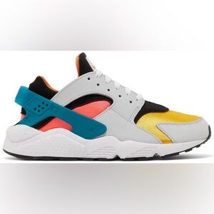 2022 Nike Air Huarache 'Run NYC' limited edition